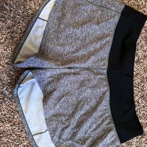 Lululemon Speed Up Mid-Rise Lined Short 4”